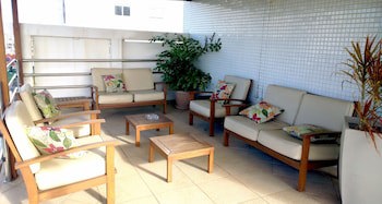 Malibu Plaza Hotel