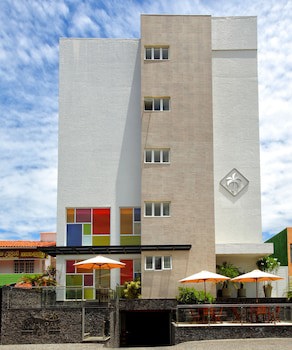 Malibu Plaza Hotel