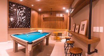 Malibu Plaza Hotel