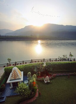 Ganga Kinare- A Riverside Boutique Resort, Rishikesh