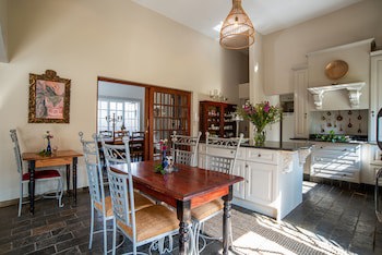 5Th Avenue Gooseberry Guest House