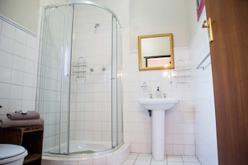 5Th Avenue Gooseberry Guest House