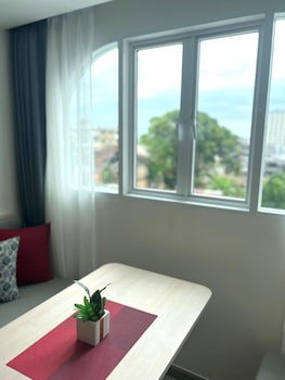 Hotel Midtown Ratsada