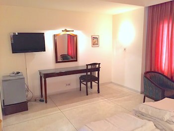 Alpana Hotel