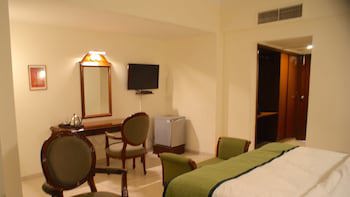 Alpana Hotel