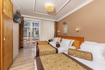 Santa Ottoman Hotel