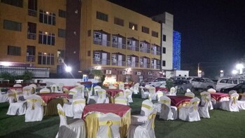 Hotel Taj Darbar