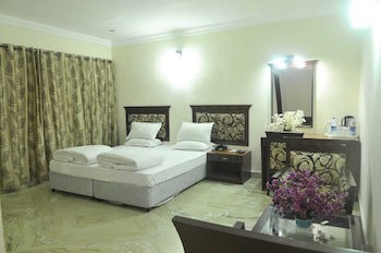Hotel Taj Darbar