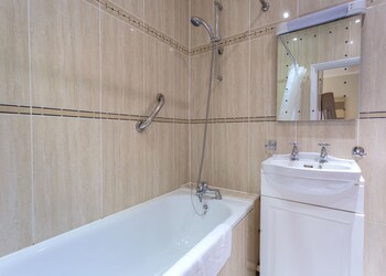 Castletown House Apartments