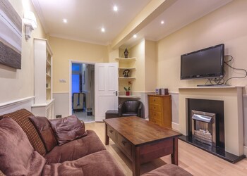 Castletown House Apartments