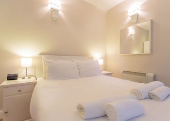 Castletown House Apartments