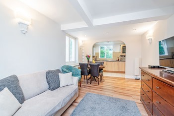 Castletown House Apartments