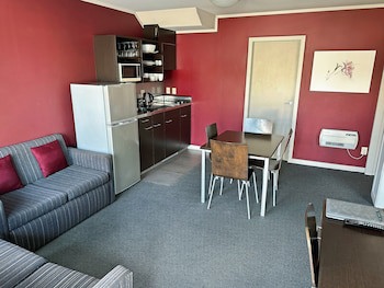 Arena Lodge