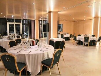 Sercotel Jardines De Uleta Suites