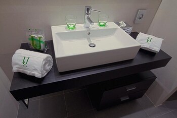 Sercotel Jardines De Uleta Suites