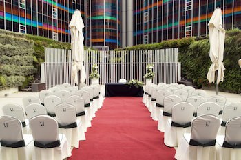 Sercotel Jardines De Uleta Suites