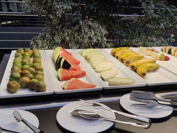 Sercotel Jardines De Uleta Suites
