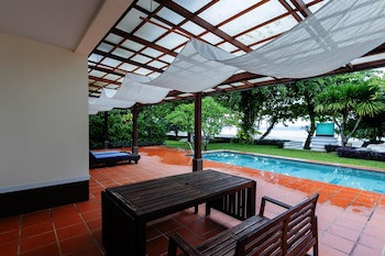 Anyavee Tubkaek Beach Resort