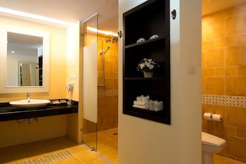 Anyavee Tubkaek Beach Resort