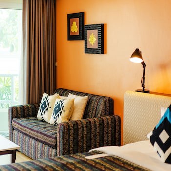 Anyavee Tubkaek Beach Resort