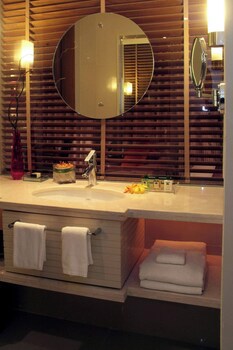 Courtyard By Marriott Hyderabad