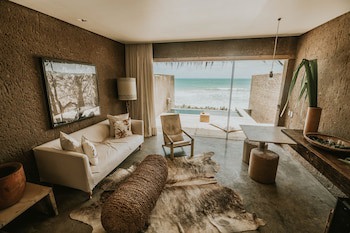 Kenoa Exclusive Beach Spa & Resort