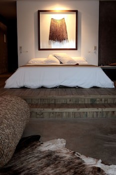 Kenoa Exclusive Beach Spa & Resort