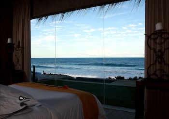 Kenoa Exclusive Beach Spa & Resort