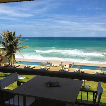 Kenoa Exclusive Beach Spa & Resort