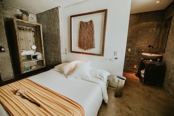 Kenoa Exclusive Beach Spa & Resort