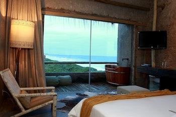 Kenoa Exclusive Beach Spa & Resort