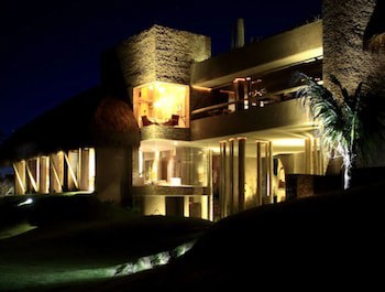 Kenoa Exclusive Beach Spa & Resort