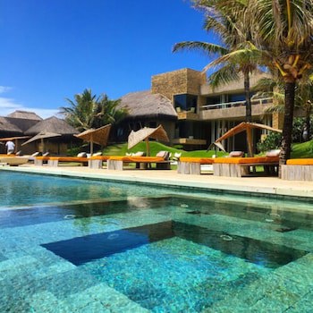Kenoa Exclusive Beach Spa & Resort