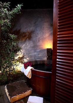 Kenoa Exclusive Beach Spa & Resort