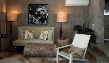 Kenoa Exclusive Beach Spa & Resort
