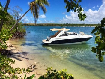 Kenoa Exclusive Beach Spa & Resort
