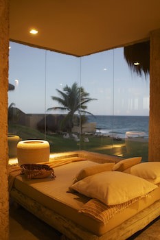 Kenoa Exclusive Beach Spa & Resort
