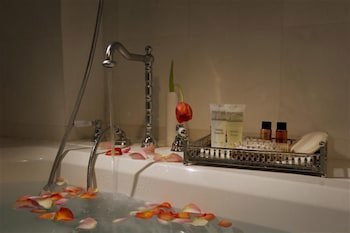 Antiq Palace Hotel And Spa