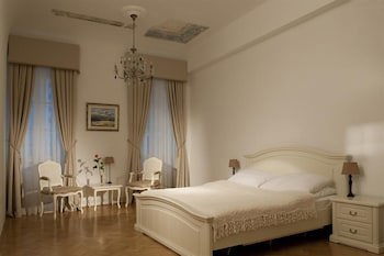 Antiq Palace Hotel And Spa