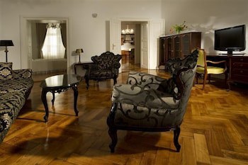 Antiq Palace Hotel And Spa
