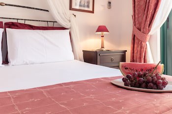 Dionysos Hotel fotoğrafı