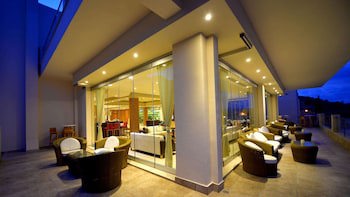Kiani Beach Resort Family fotoğrafı