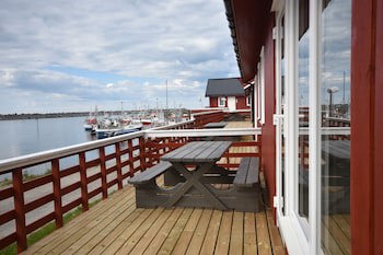 Lankanholmen Sea Cabins