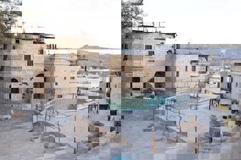 Yunak Evleri - Special Class