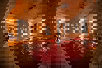 Yunak Evleri - Special Class