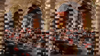 Yunak Evleri - Special Class