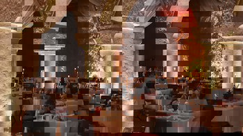 Yunak Evleri - Special Class