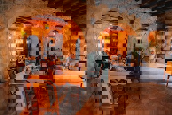 Yunak Evleri - Special Class