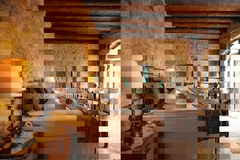 Yunak Evleri - Special Class