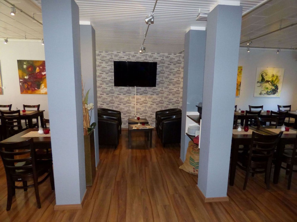 Art Inn Hotel Dinslaken (Adults Only)